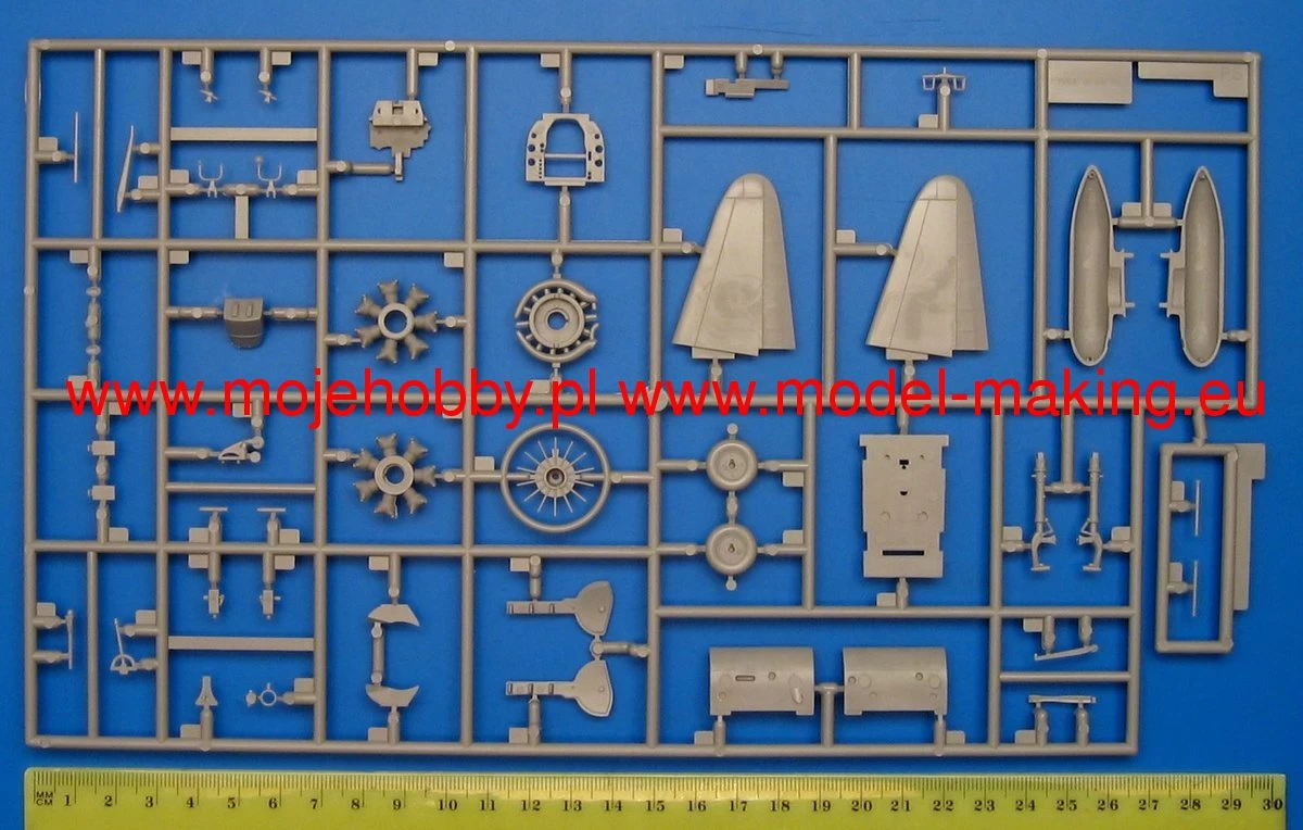 Hasegawa JT70 A6M5 Zero Fighter Type 52 3 Hasegawa JT70 A6M5 Zero Fighter Type 52 - Image 3