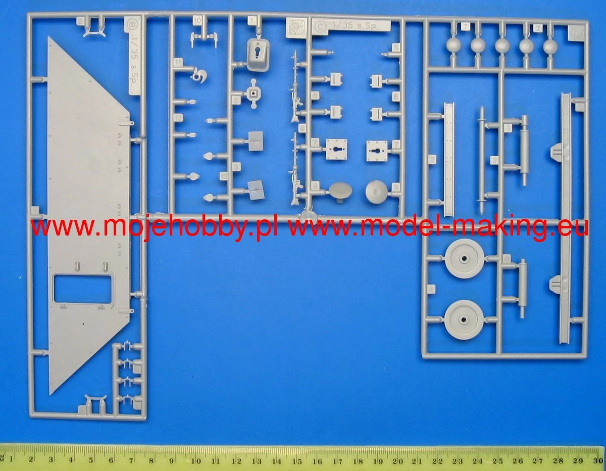 Dragon 6072 Schwerer Panzerspahwagon (Infateriewagen) 4 Dragon 6072 Schwerer Panzerspahwagon (Infateriewagen) - Image 4