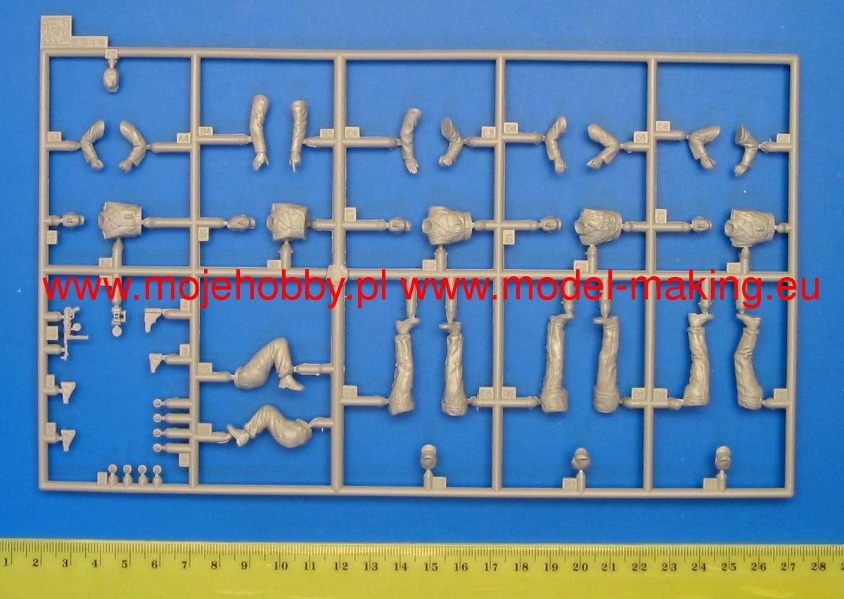 Dragon 6072 Schwerer Panzerspahwagon (Infateriewagen) 9 Dragon 6072 Schwerer Panzerspahwagon (Infateriewagen) - Image 9