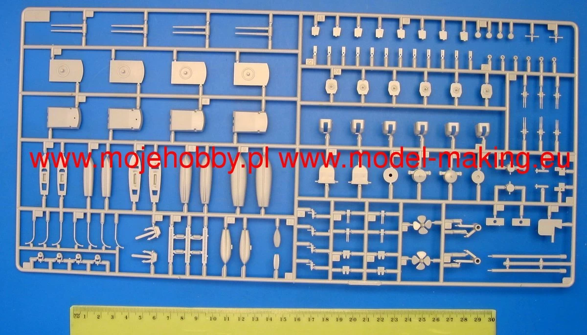 Hobby Boss 86502 Italian Heavy Cruiser Pola 8 Hobby Boss 86502 Italian Heavy Cruiser Pola - Image 8