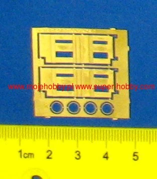 Plus Model AL4046 Russian Missile R-40TD AA-6 Acrid 4 Plus Model AL4046 Russian Missile R-40TD AA-6 Acrid - Image 4