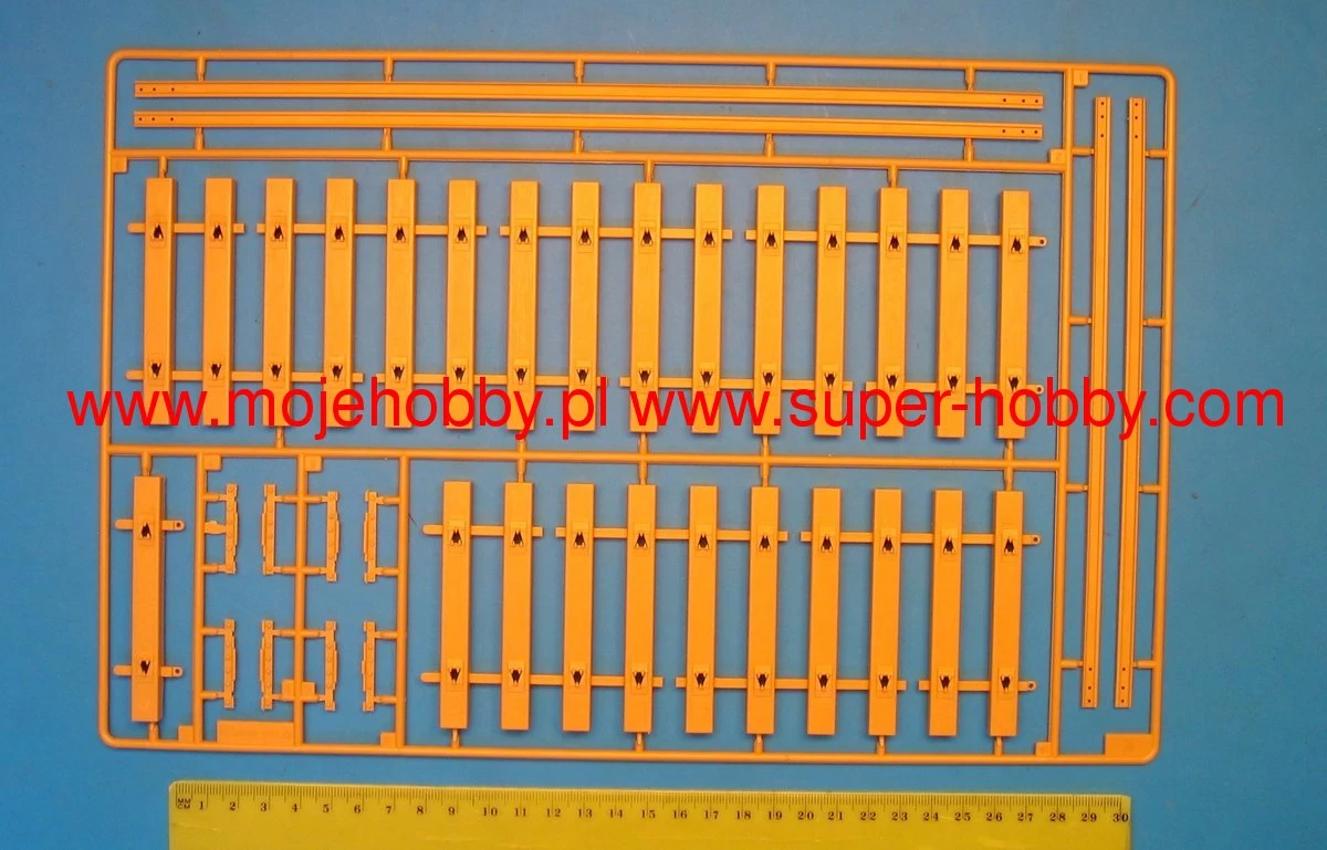 Trumpeter 00221 German IIWW Schwere Plattformwagen Type SSyms 80 6 Trumpeter 00221 German IIWW Schwere Plattformwagen Type SSyms 80 - Image 6