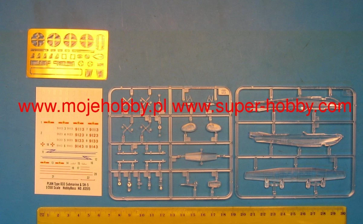 Hobby Boss 83515 PLA Navy Type 033 Romeo Class 5 Hobby Boss 83515 PLA Navy Type 033 Romeo Class - Image 5