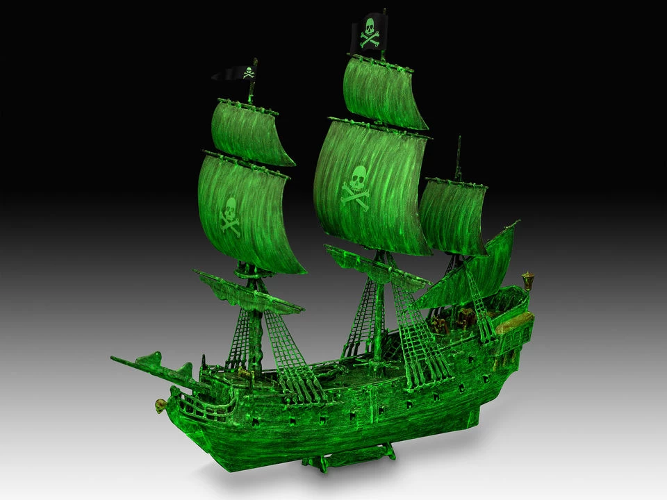 Revell 05435 Ghost Ship - Glow In The Dark 2 Revell 05435 Ghost Ship - Glow In The Dark - Image 2