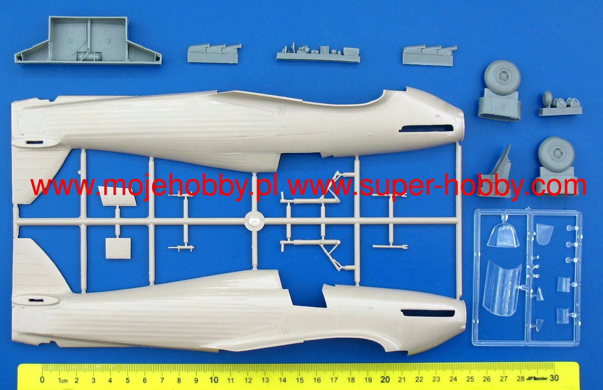 FLY 32015 Hawker Hurricane Mk.IId 5 FLY 32015 Hawker Hurricane Mk.IId - Image 5