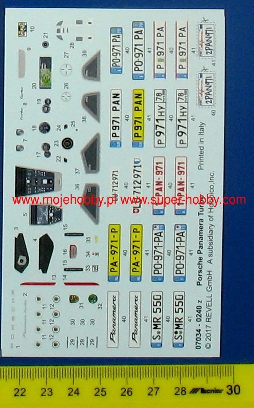 Revell 67034 Porsche Panamera Turbo Model Set 9 Revell 67034 Porsche Panamera Turbo Model Set - Image 9