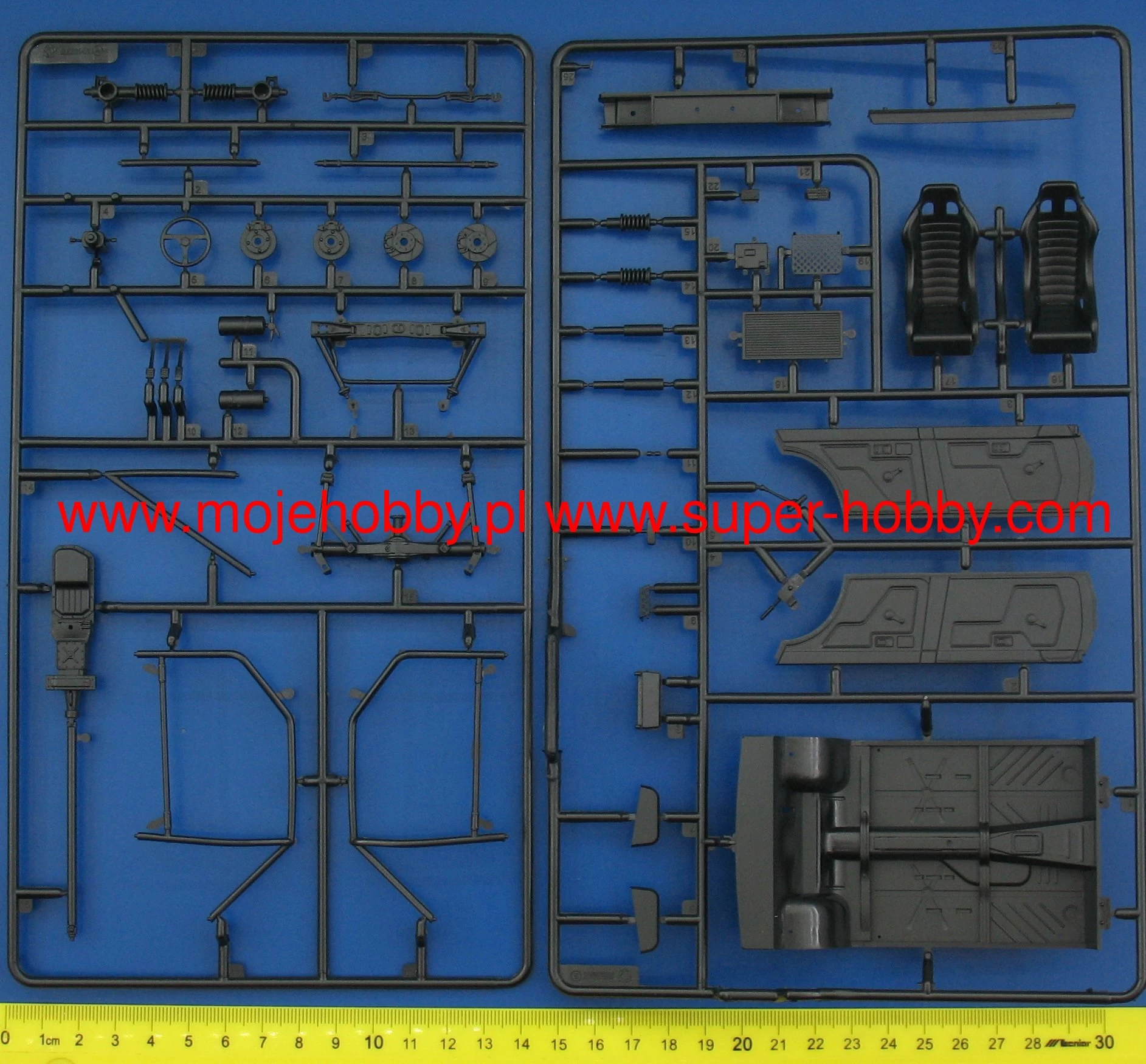 Beemax 24022 Mitsubishi Lancer Turbo '84 RAC RALLY VER 3 Beemax 24022 Mitsubishi Lancer Turbo '84 RAC RALLY VER - Image 3