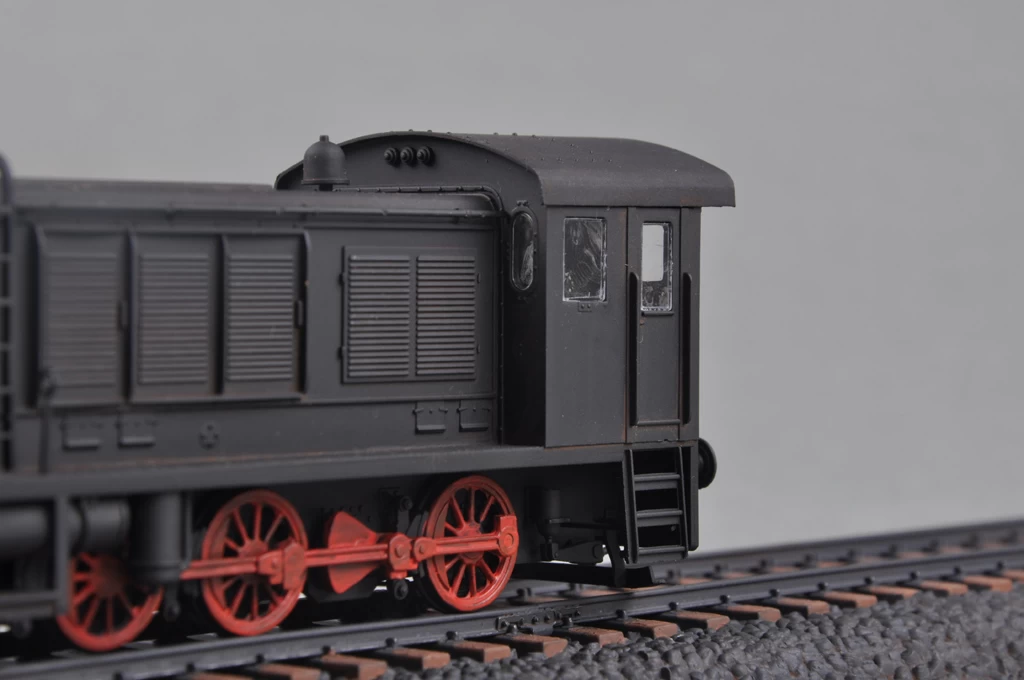 Hobby Boss 82913 WR360 C12 Armored Locomotive 7 Hobby Boss 82913 WR360 C12 Armored Locomotive - Image 7