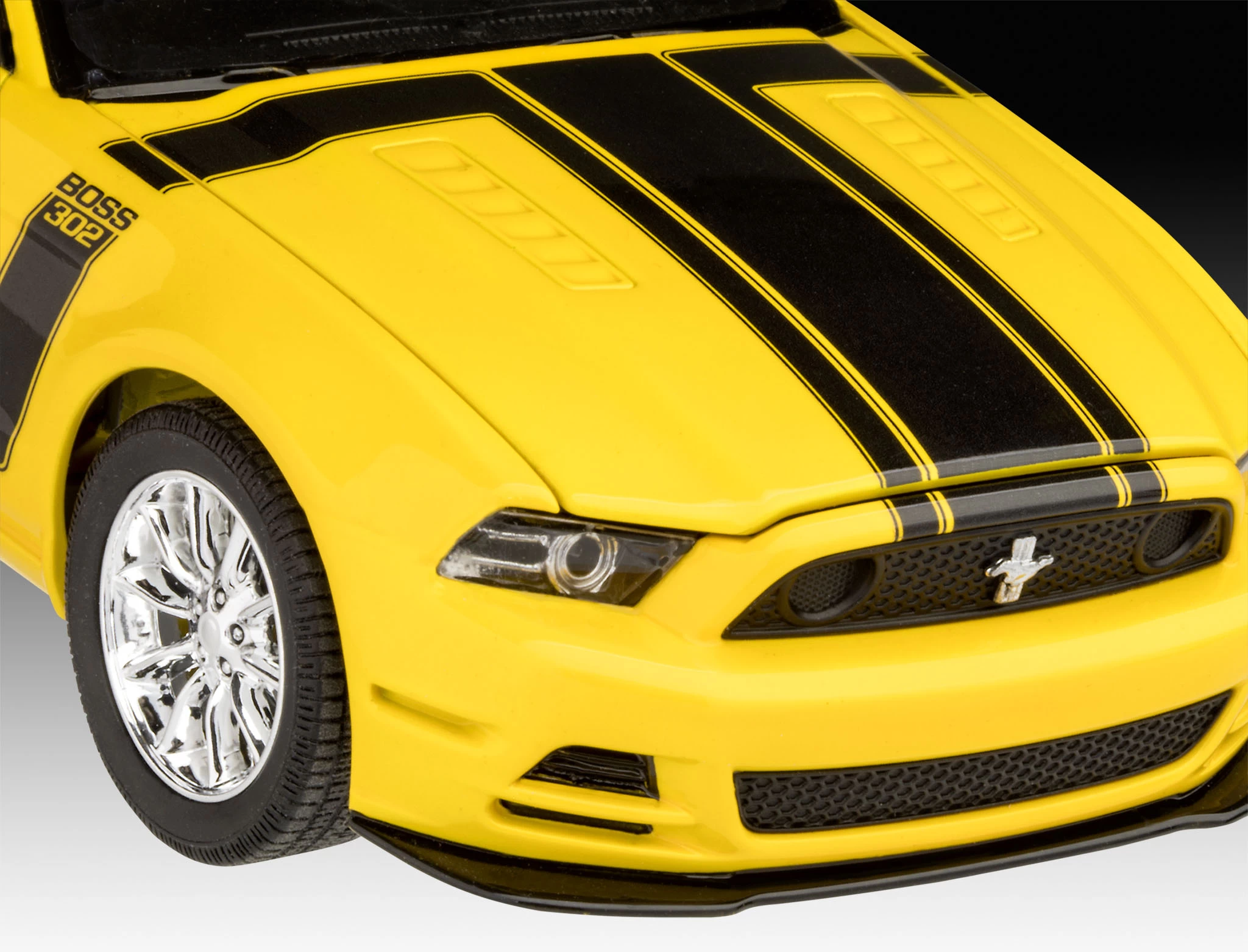 Revell 07652 2013 Ford Mustang Boss 302 4 Revell 07652 2013 Ford Mustang Boss 302 - Image 4
