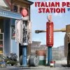 MiniArt 35620 Italian Petrol Station 1930-40s