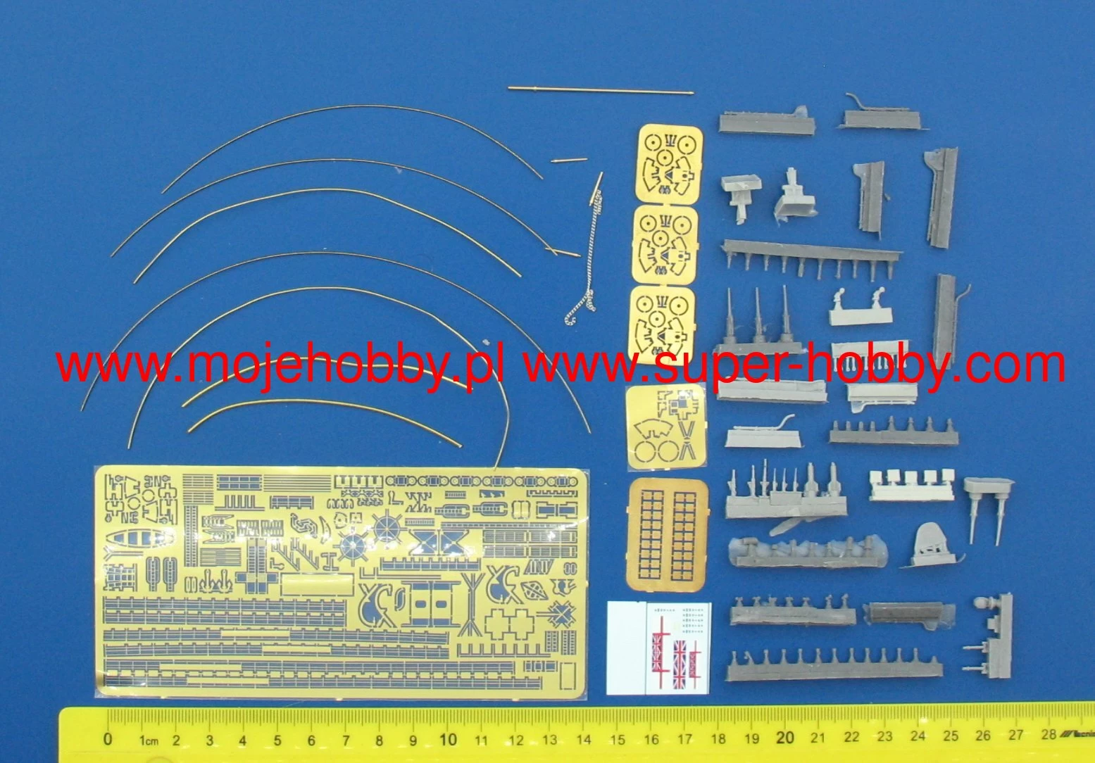 AJM Models 350-008 Flotilla Leader Scott Class HMS Campbell 1942 R. 2 AJM Models 350-008 Flotilla Leader Scott Class HMS Campbell 1942 R. - Image 2