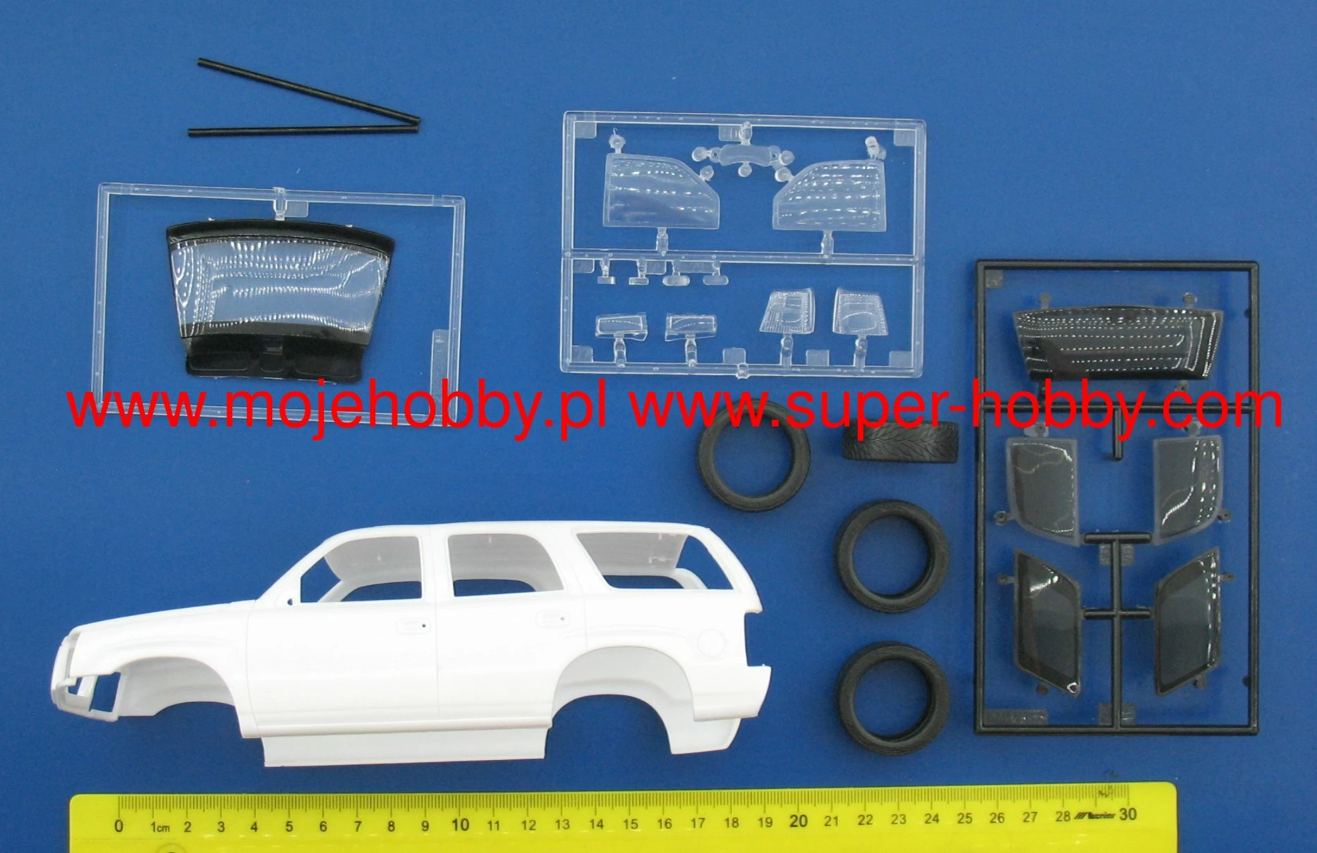 Monogram 4482 Cadillac Escalade 6 Monogram 4482 Cadillac Escalade - Image 6