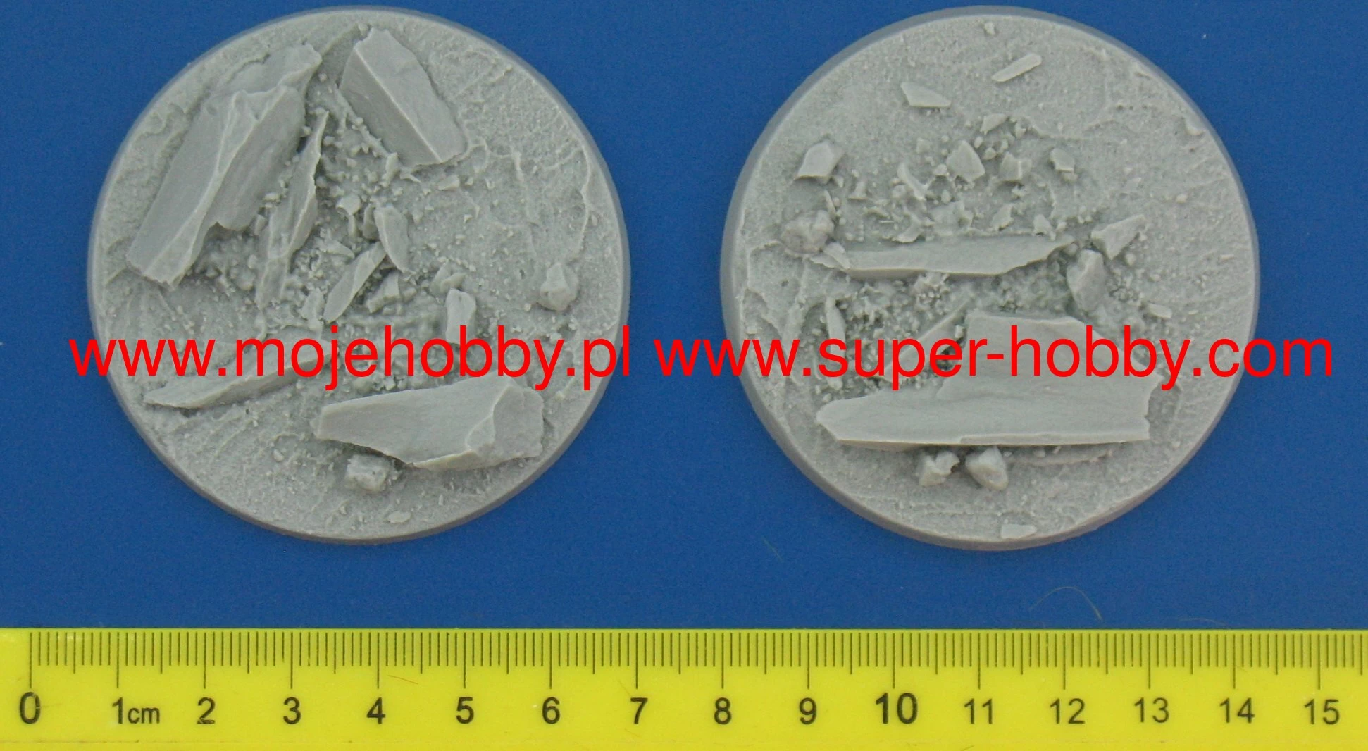 GamersGrass GGRB-RFR60 Rocky Fields Resin Bases Round 60mm (x2) 4 GamersGrass GGRB-RFR60 Rocky Fields Resin Bases Round 60mm (x2) - Image 4