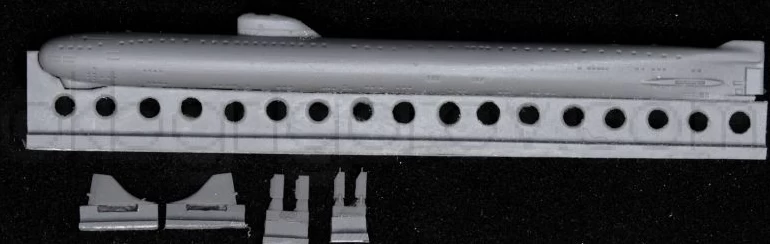 OKB Grigorov N120008 Soviet Submarine Project 627A Kit (NATO Name November) 2 OKB Grigorov N120008 Soviet Submarine Project 627A Kit (NATO Name November) - Image 2