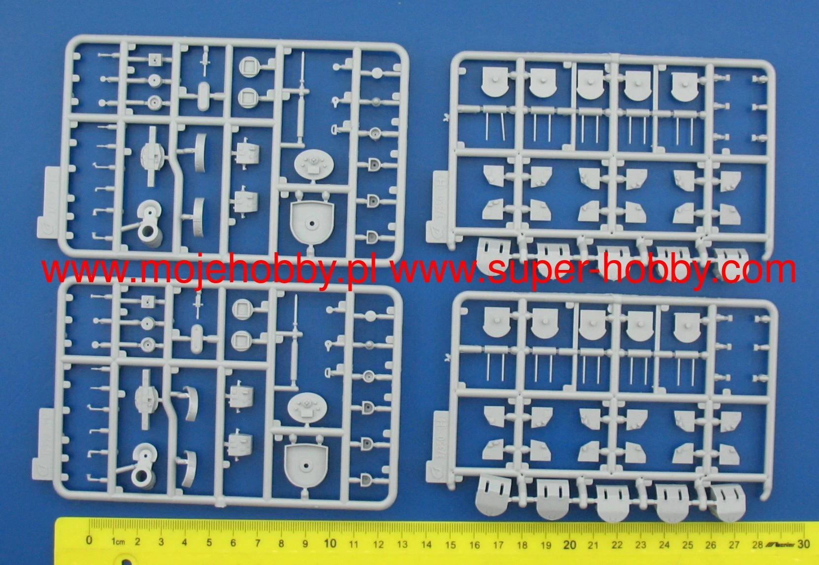 Very Fire 350910 U.S. Navy Battleship Iowa BB-61 4 Very Fire 350910 U.S. Navy Battleship Iowa BB-61 - Image 4