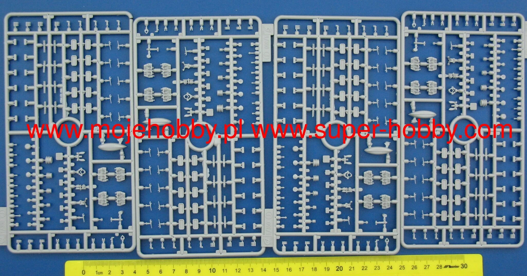 Very Fire 350910 U.S. Navy Battleship Iowa BB-61 9 Very Fire 350910 U.S. Navy Battleship Iowa BB-61 - Image 9