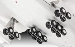 Revell 03872 Airbus A380-800 Lufthansa "New Livery" 16 Revell 03872 Airbus A380-800 Lufthansa "New Livery" -RemoteFun Toys Shop 40674 03872 md04 airbus a380 800 lufthansa new livery