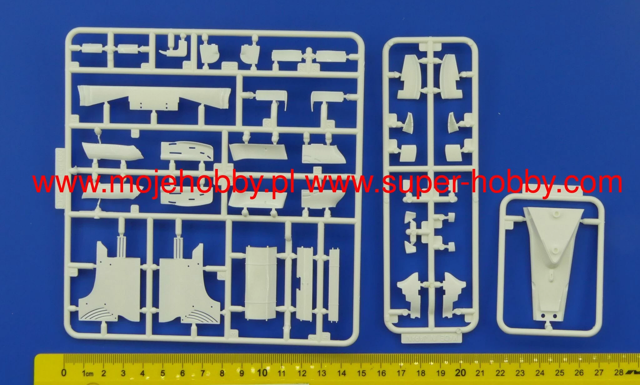 Fujimi 092089 Sauber C30 Brazil GP. 8 Fujimi 092089 Sauber C30 Brazil GP. - Image 8