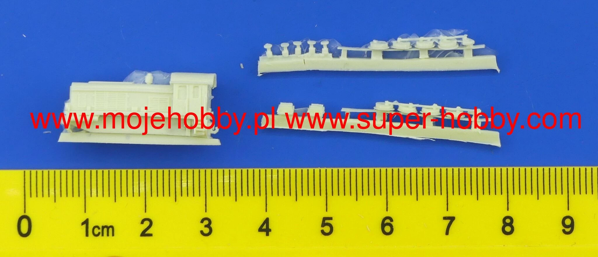 NIKO MODEL ZW3514G GERMAN DIESEL LOCOMOTIVE WR 550 D 14 1 To A Pack 2 NIKO MODEL ZW3514G GERMAN DIESEL LOCOMOTIVE WR 550 D 14 1 To A Pack - Image 2