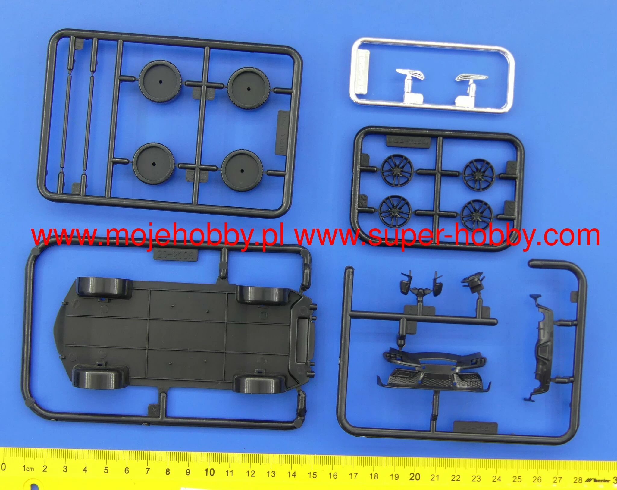 Aoshima 05886 Toyota GR Supra (White Metallic) - SNAP KIT 6 Aoshima 05886 Toyota GR Supra (White Metallic) - SNAP KIT - Image 6