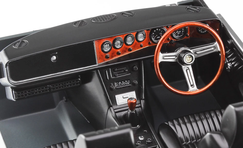 Hasegawa HC44 21144 Isuzu 117 Coupe Early Version (1968) 2 Hasegawa HC44 21144 Isuzu 117 Coupe Early Version (1968) - Image 2