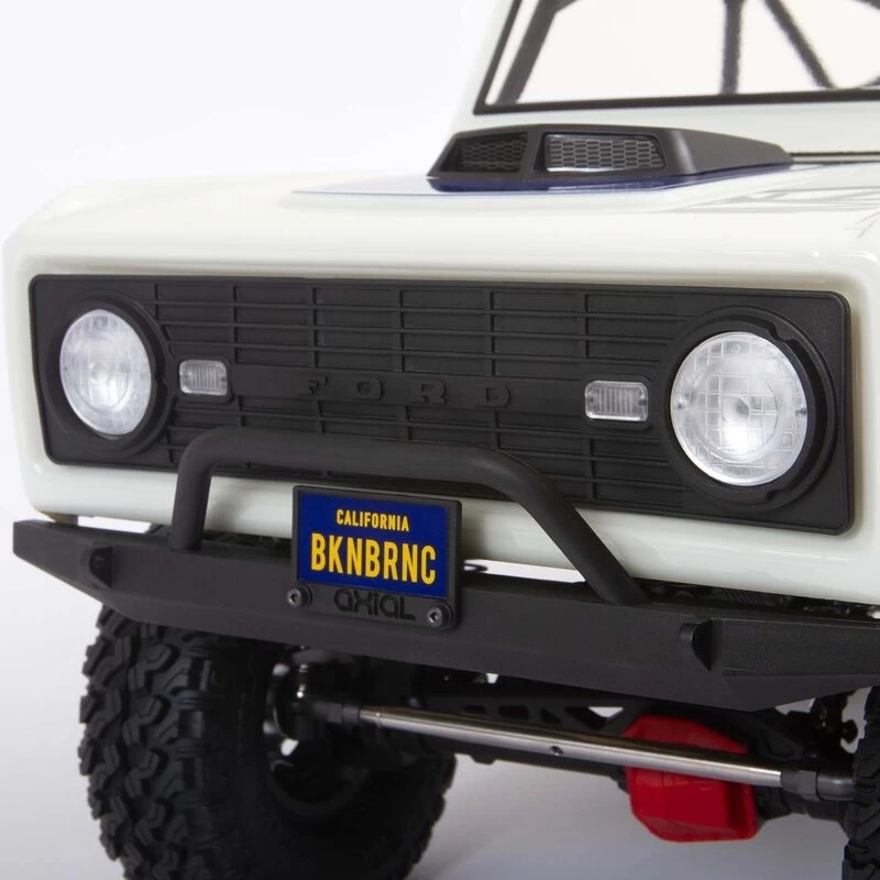 Axial SCX10 III Early Ford Bronco 1/10 Scale 4WD RTR Crawler, White 7 Axial SCX10 III Early Ford Bronco 1/10 Scale 4WD RTR Crawler, White - Image 7